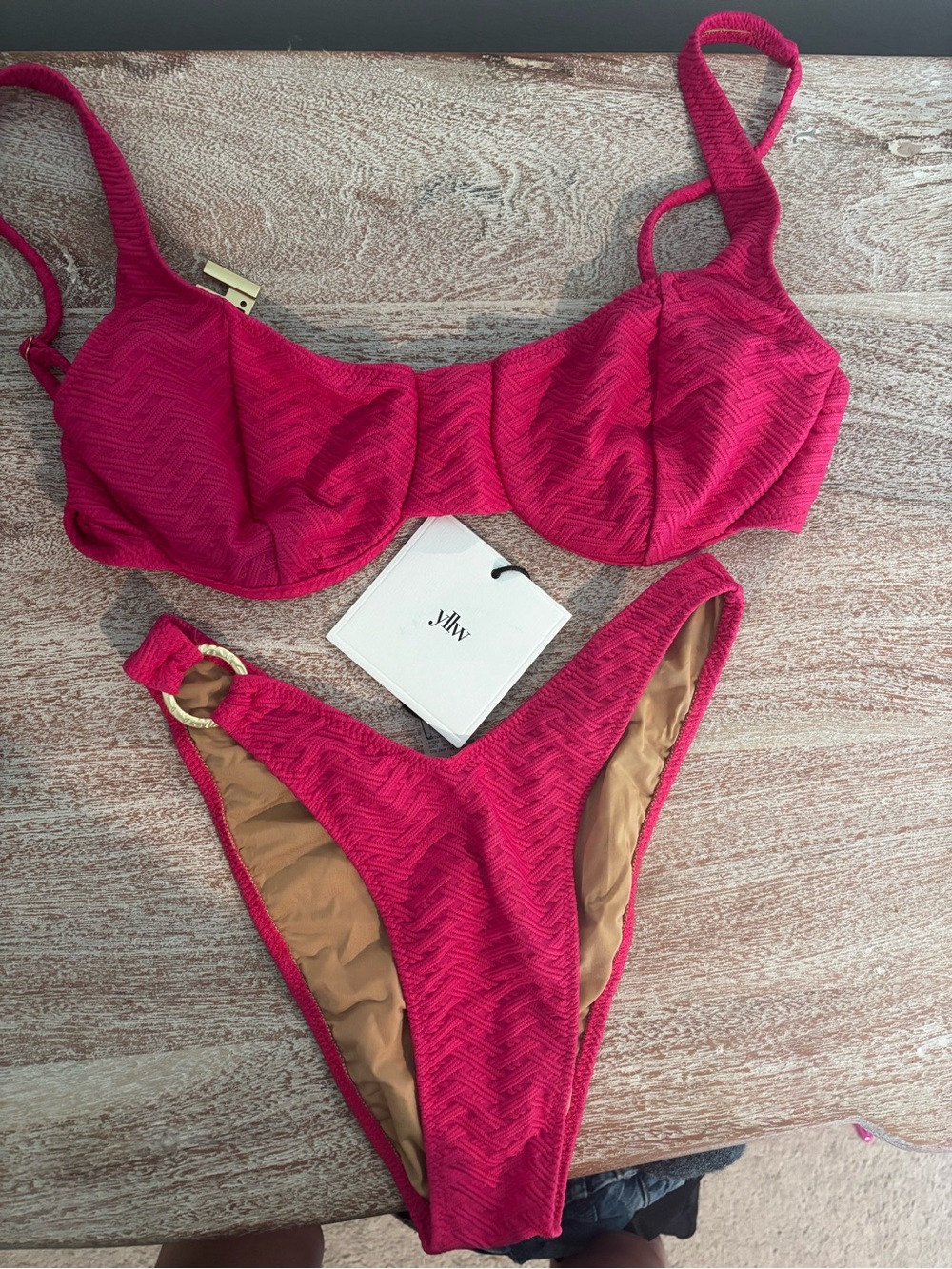 Yllw the label Hot Pink Textured Bikini Set - size M NWT